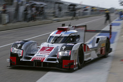 #7 Audi Sport Team Joest Audi R18 e-tron quattro: Marcel Fässler, Andre Lotterer, Benoit Tréluyer