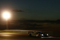 #18 Porsche Team Porsche 919 Hybrid: Romain Dumas, Neel Jani, Marc Lieb