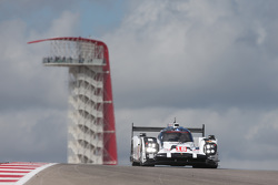 #18 Porsche Team Porsche 919 Hybrid : Romain Dumas, Neel Jani, Marc Lieb