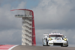#92 Porsche Team Manthey Porsche 911 RSR: Frédéric Makowiecki, Patrick Pilet
