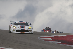 #33 Riley Motorsports SRT Viper GT3-R: Ben Keating, Jeroen Bleekemolen