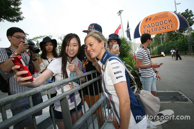 Susie Wolff, Williams Piloto de Desarrollo con los fans