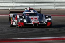 #8 Audi Sport Team Joest Audi R18 e-tron quattro: Lucas di Grassi, Loic Duval, Oliver Jarvis