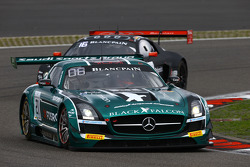 #21 Black Falcon Mercedes SLS AMG GT3: Hubert Haupt, Abdulaziz Al Faisal, Yelmer Buurman