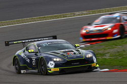 #27 TF Sport Aston Martin Vantage GT3: Salih Yoluk, Bradley Ellis, Euan Hankey