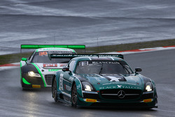 #21 Black Falcon Mercedes SLS AMG GT3: Hubert Haupt, Abdulaziz Al Faisal, Yelmer Buurman