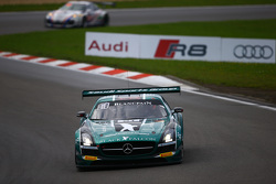 #21 Black Falcon Mercedes SLS AMG GT3: Hubert Haupt, Abdulaziz Al Faisal, Yelmer Buurman