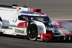 #7 Audi Sport Team Joest Audi R18 e-tron quattro: Marcel Fässler, Andre Lotterer, Benoit Tréluyer