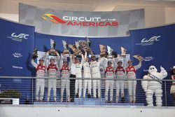 Podium: race winners Timo Bernhard, Mark Webber, Brendon Hartley, Porsche Team, second place Marcel Fässler, Andre Lotterer, Benoit Tréluyer, Audi Sport Team Joest, third place Lucas di Grassi, Loic Duval, Oliver Jarvis, Audi Sport Team Joest