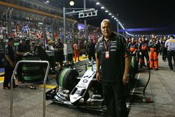 Dr. Vijay Mallya, Sahara Force India F1, Teameigner, in der Startaufstellung