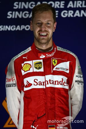 Il vincitore della gara Sebastian Vettel, Ferrari