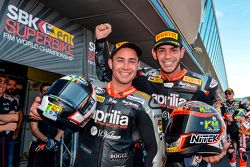 Leon Haslam, Aprilia Racing Team et Jordi Torres, Aprilia Racing Team