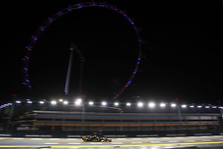 Pastor Maldonado, Lotus F1 E23