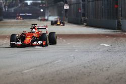 Sebastian Vettel, Ferrari SF15-T