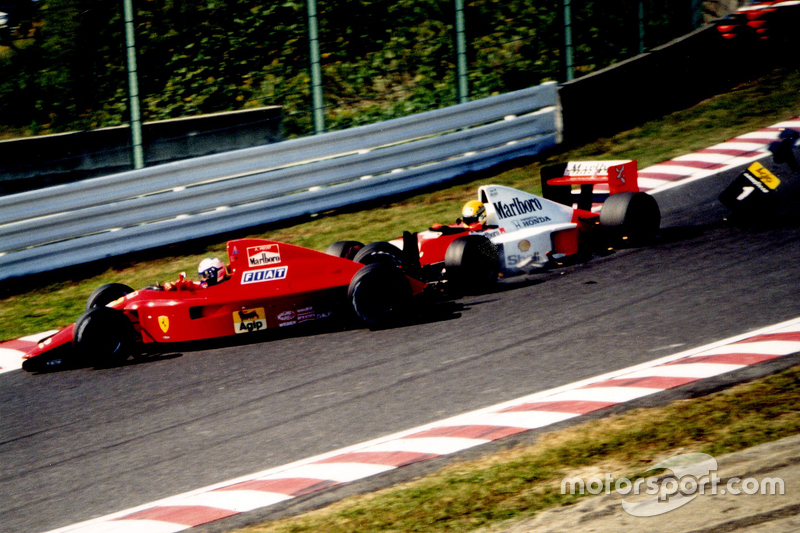 Alain Prost, Ferrari and Ayrton Senna, McLaren collide in the first corner