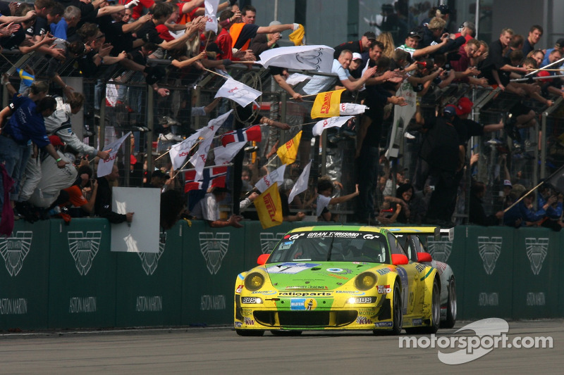 2007: Bernhard/Lieb/Dumas/Tiemann - Porsche 911 GT3