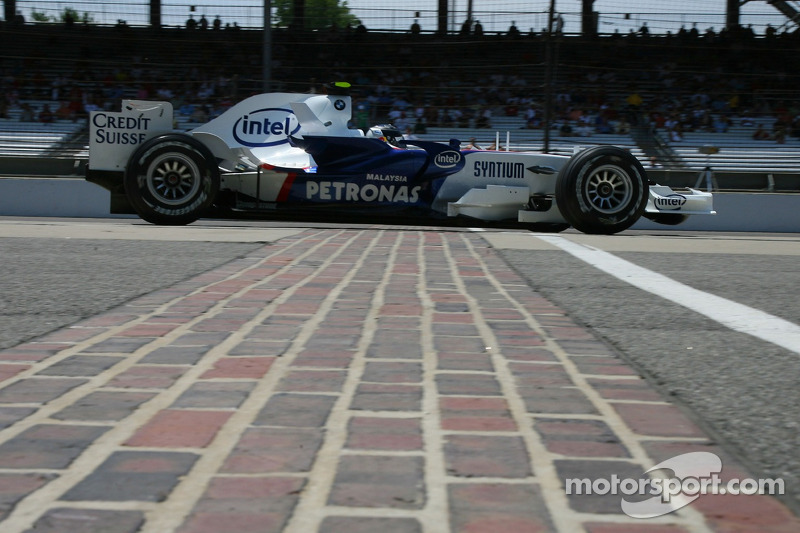 A estreia de Sebastian Vettel aconteceu no GP dos Estados Unidos de 2007, em Indianápolis - o alemão substituiu Robert Kubica, que havia sofrido um forte acidente em Montreal.