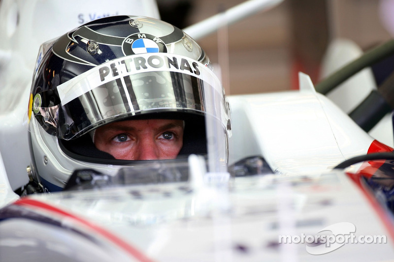 Sebastian Vettel, Test Driver, BMW Sauber F1 Team, voie des stands, Box, Garage