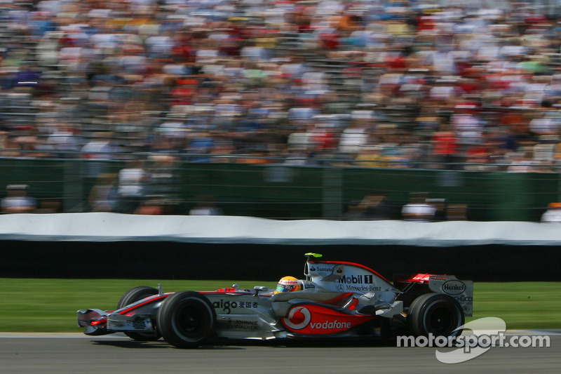 Lewis Hamilton, McLaren Mercedes, MP4-22