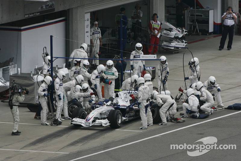 Boxenstopp: Sebastian Vettel, BMW Sauber F1 Team