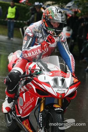 Troy Corser, Yamaha YZF-R1 2007