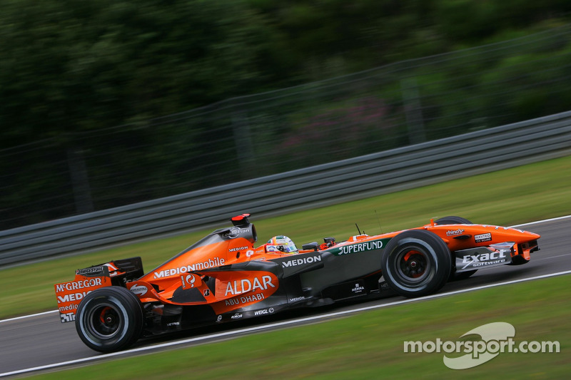 #20 : Adrian Sutil, Spyker F8-VII