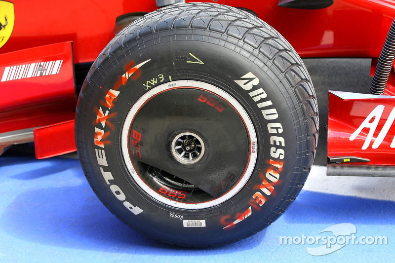 Scuderia Ferrari, F2007, front wheel covers at European GP HighRes