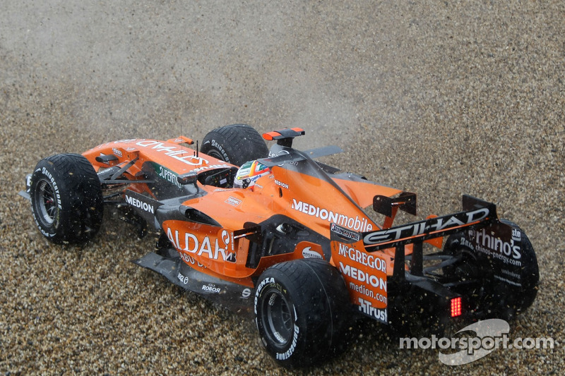 Dreher: Adrian Sutil, Spyker F1 Team F8-VII