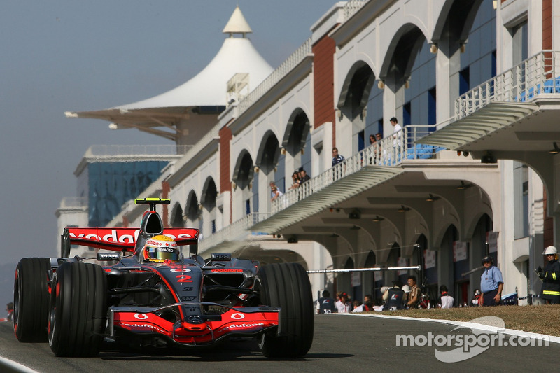 Lewis Hamilton, McLaren Mercedes, MP4-22