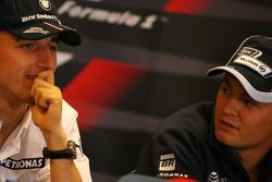 Robert Kubica, BMW Sauber F1 Team, Nico Rosberg, WilliamsF1 Team