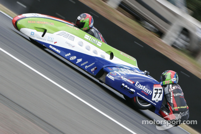 77-Tim Reeves-Patrick Farrance-LCR Suzuki-Team Eastern Airways