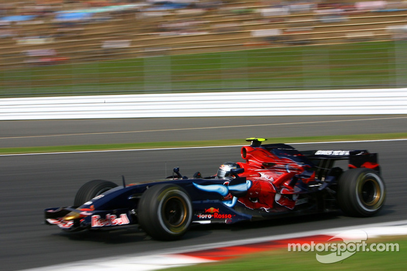 #19: Sebastian Vettel, Scuderia Toro Rosso, STR02