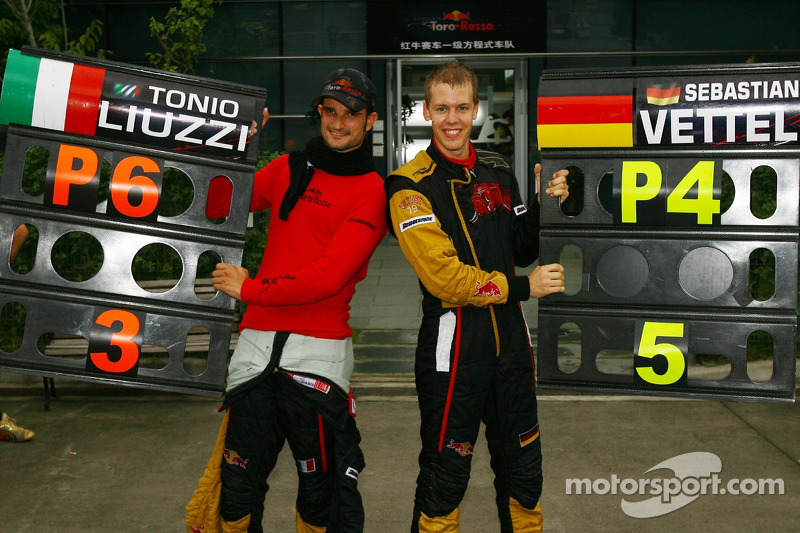 Un jovencísimo Sebastian Vettel, que había debutado puntuando con BMW en Estados Unidos, fue su sustituto para las siete últimas carreras. En China quedó cuarto y su compañero Liuzzi sexto, un genial resultado para el equipo.