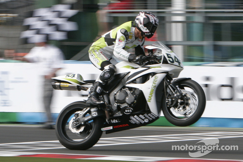54 Kenan Sofuoglu Honda Cbr 600 Hannspree Ten Kate Honda At Magny Cours