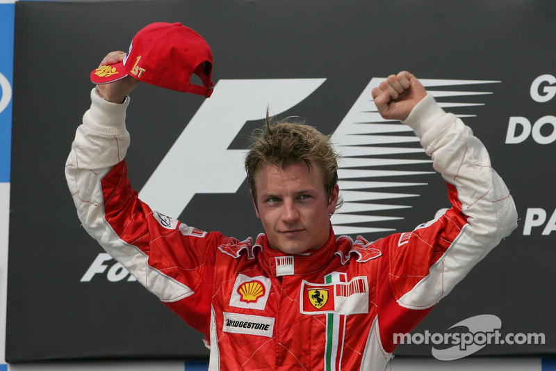 Podyum: Yarış galibi ve 2007 Dünya Şampiyonu Kimi Raikkonen