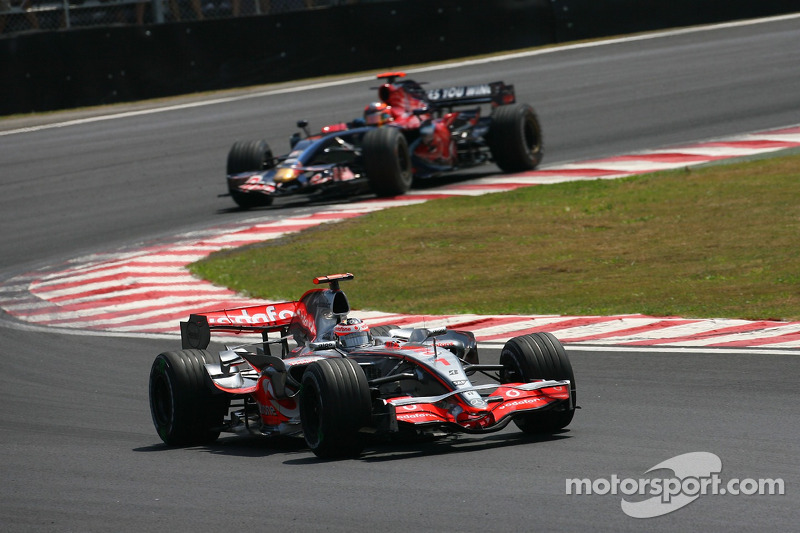 Fernando Alonso, McLaren Mercedes, MP4-22