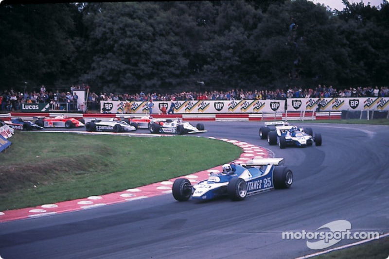 Start: Didier Pironi leads