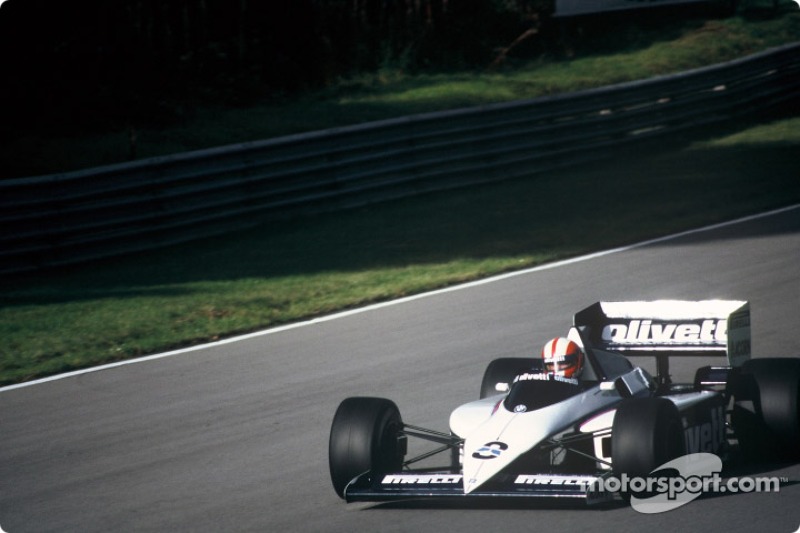 26. Marc Surer (81 Grandes Premios)