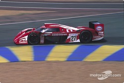 丰田车队27号丰田GT-One:土屋圭市、片山右京、铃木利男
