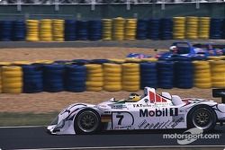 #7 Porsche AG Porsche LMP1/98: Michele Alboreto, Stefan Johansson, Yannick Dalmas