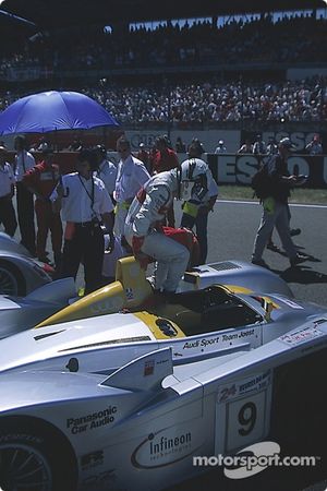 #9 Team Joest Audi R8: Allan McNish, Stéphane Ortelli, Laurent Aiello