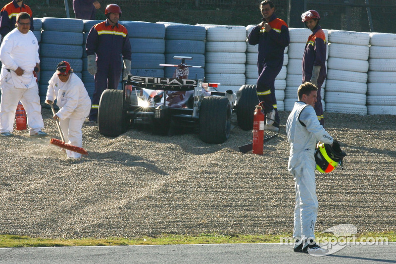 Ralf Schumacher con el Force India F1 Team accidentado (2007)