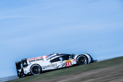 #18 Porsche Team Porsche 919 Hybrid: Romain Dumas, Neel Jani, Marc Lieb
