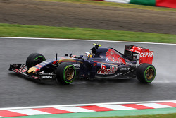Carlos Sainz Jr., Scuderia Toro Rosso STR10