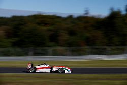 Nick Cassidy, Three Bond with T-Sport Dallara F314 NBE