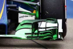 Sauber C34 front wing with flow-vis paint