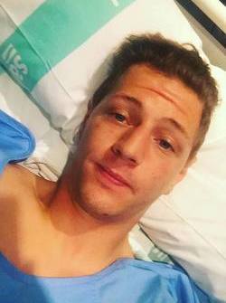 Dominique Aegerter in ospedale dopo l'incidente di Aragon