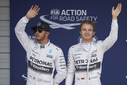 Ganador de la pole: Nico Rosberg, Mercedes AMG F1 Team, segudno lugar Lewis Hamilton, Mercedes AMG F