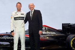 Jenson Button, McLaren et Ron Dennis, Président Exécutif de McLaren