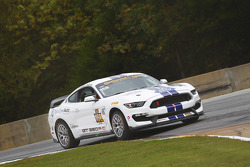 #158 Multimatic Motorsports Ford Mustang Boss 302R: Jade Buford, Austin Cindric